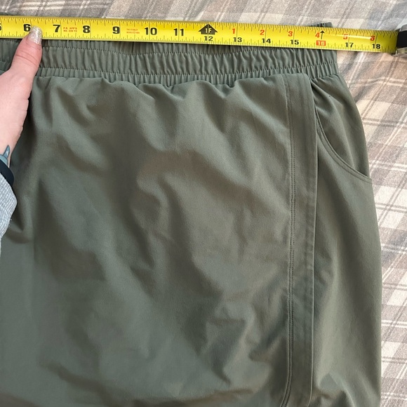 T by Talbots Golf Skort Women Size L Green With Pockets Built In Shorts - Picture 6 of 7